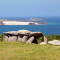 Kevellec, dolmen sur l'île Milliau en Trebeurden [Géographie]