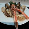 Langoustines, amandes de mer, C.S.J. sur nid de riz et lamelles de carotte et Joyeux Halloween