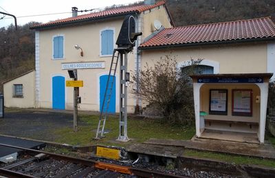 Il manque 1,5 milliard d'euros par an pour maintenir la performance du réseau, dit le PDG de SNCF Réseau