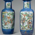 Deux vases rouleau en porcelaine formant pendant, XIXe siècle