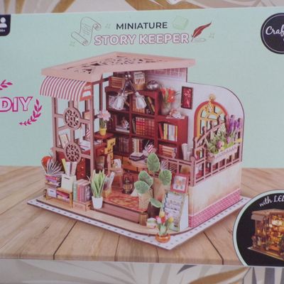 Atelier Loisirs Créatifs : vitrine (2)