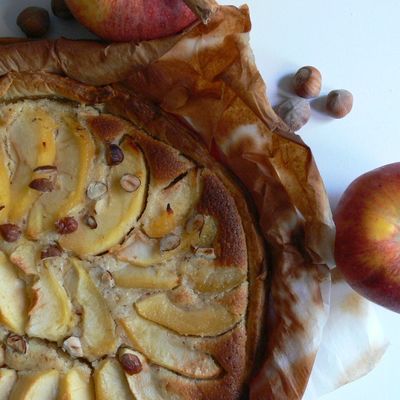 Tarte aux pommes vigneronnes épicées et crème de noisettes