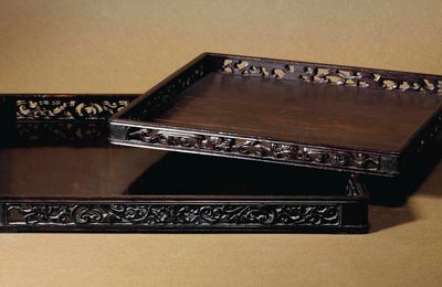 Two zitan square trays, the larger tray 18th century, the smaller tray 18th-19th century