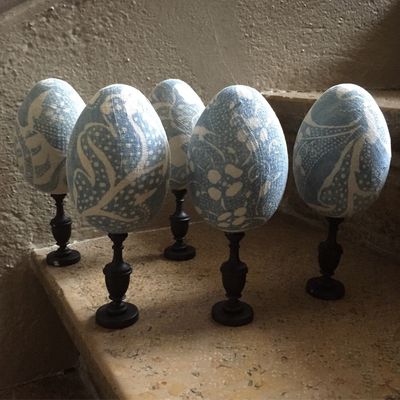 Des œufs à l'approche de Pâques