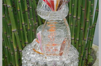 Sculpture en verre : Oiseau Gravement Modifié : Pélican/Canard