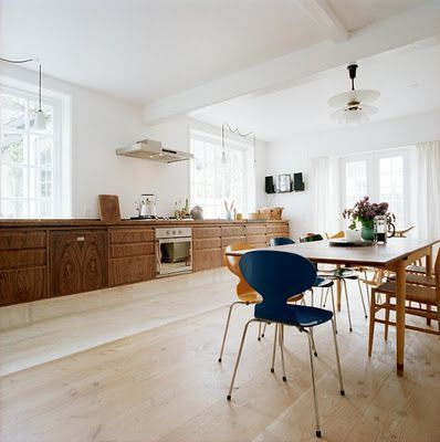 [BOIS, BLANC ET MINIMALISME]