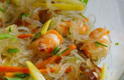 Salade de vermicelle et de crevettes