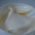 Crème gourmande mains à la rose musquée