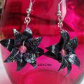 VENDUES - Origami - Boucles d'oreilles Fleurs noires & perles roses