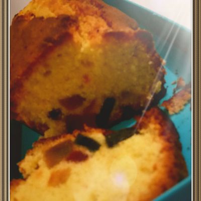 CAKE AUX FRUITS CONFITS 