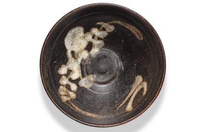 A painted 'Jizhou' black-glazed 'floral' bowl, Southern Song dynasty