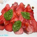 carpaccio de fraises au vinaigre balsamique et basilic