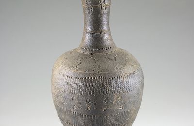 Bottle (byeong) with Dish-Shaped Mouth and Long Neck, Unified Silla dynasty, 668–9358th–9th century