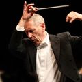 ORCHESTRE DE PICARDIE ET CÉDRIC TIBERGHIEN : FAUSSE « PETITE » SYMPHONIE ET VRAI CHEF-D’ŒUVRE.