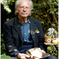 Peter Handke, Nobel promeneur 