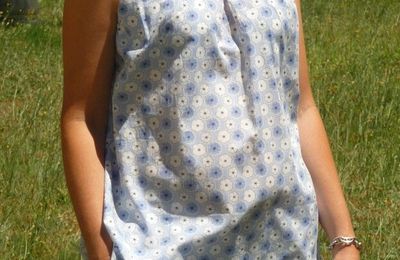 Tunique J en liberty du livre Robe Rouge (patrons japonais)