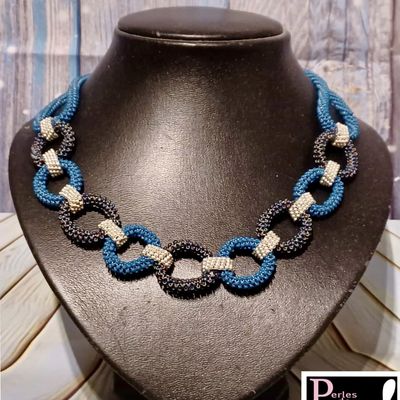 Collier peyote , tons bleus