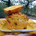 Pumpkin cake, féta, raisins secs et graines 