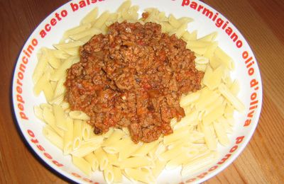 Mini penne rigaté à la bolognaise