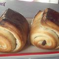 PETITS PAINS AU CHOCOLAT