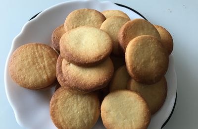 Avec les restes de pâte sablée