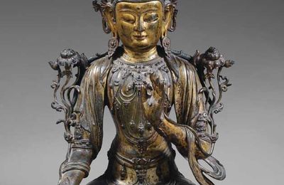 Top des enchères : bodhisattva assis en vajrasana, Chine, époque Ming, 27 mars 2009