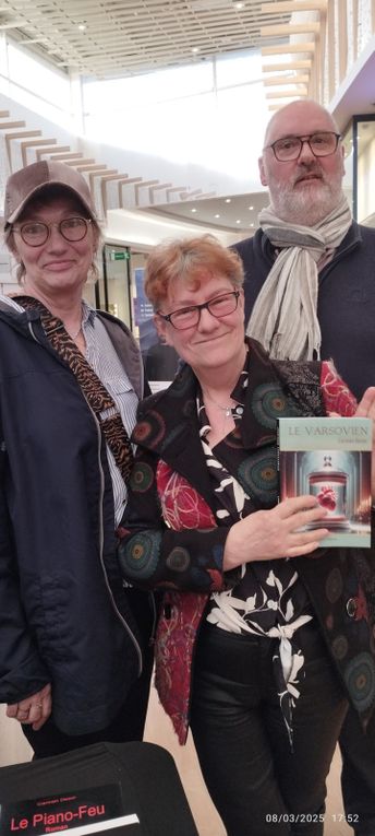 Salon du Livre Carrefour Cambrai le 08 mars 2025