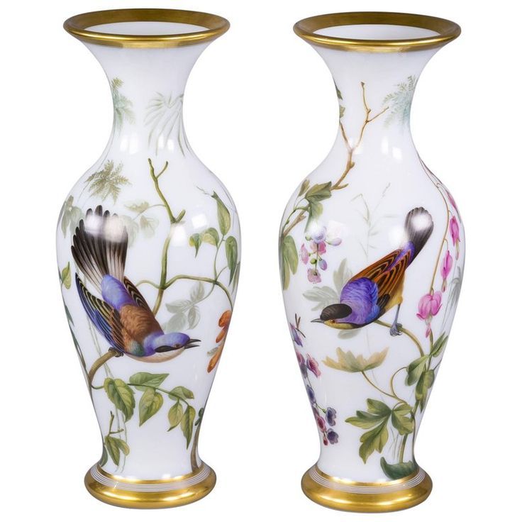Paire de vase en opaline Baccarat 1835