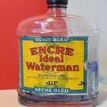 Une très grosse bouteille d'encre Waterman ! Un objet ancien et impressionnant...