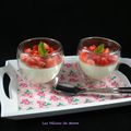 Panna cotta pistache et tartare de fraises