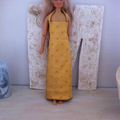 Vêtements de barbie