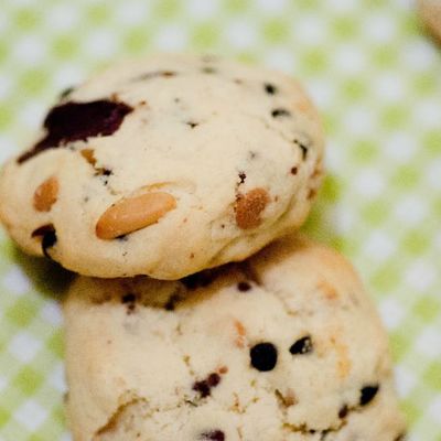 Cookies aux pépites de chocolat et pignons de pin