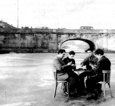 Retour en février 1956 : le Canal du Midi gelé - juste pour le plaisir des yeux