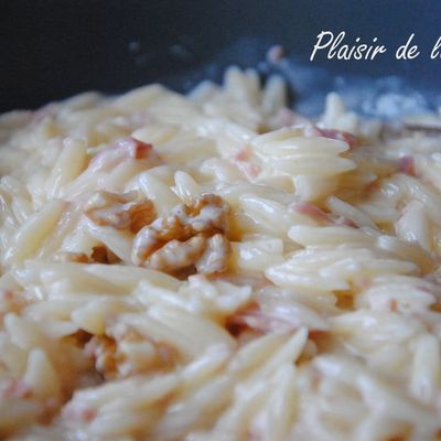 Pâtes au fromage et noix