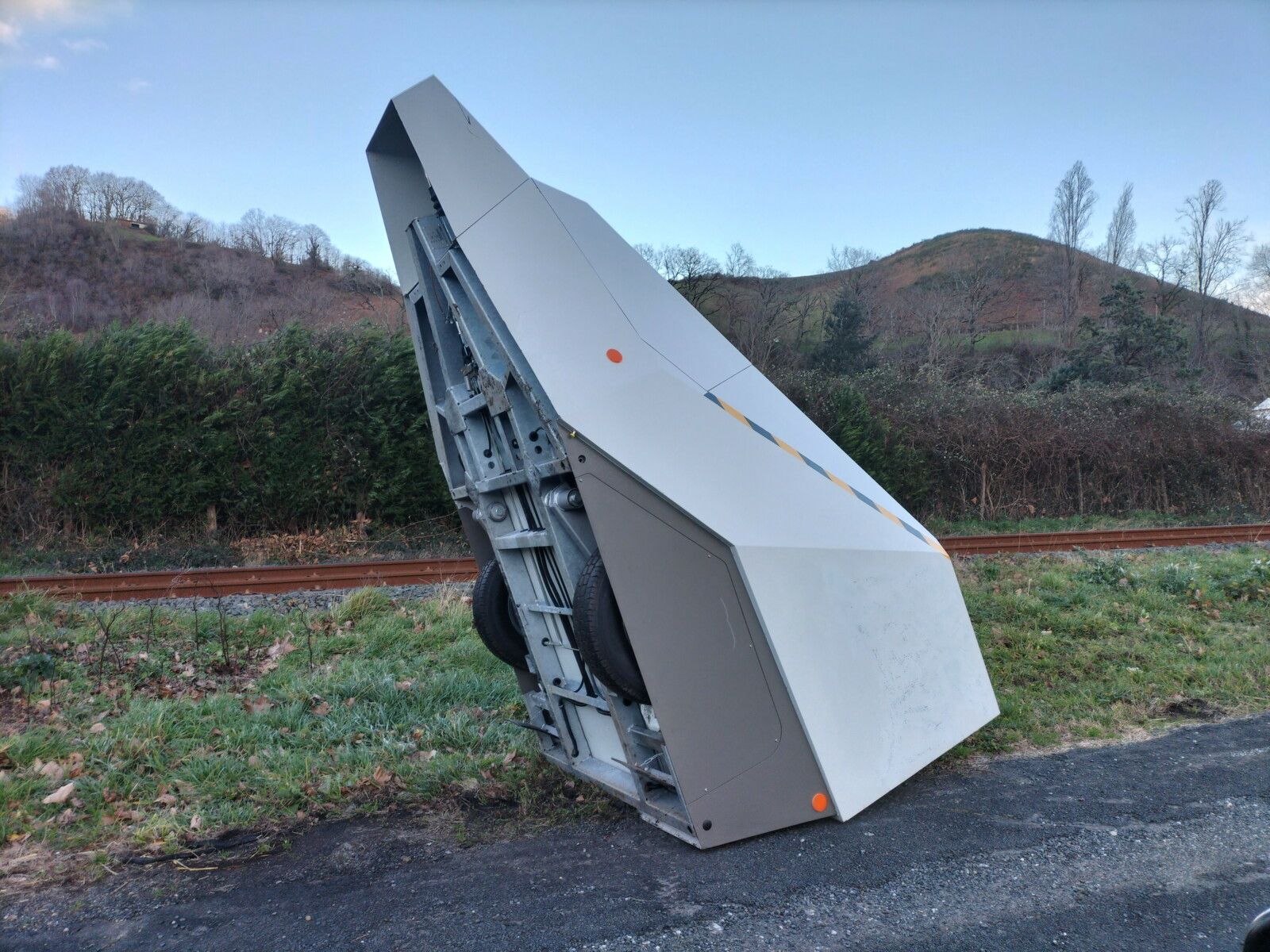 Bidarray, radar renversé (64)
