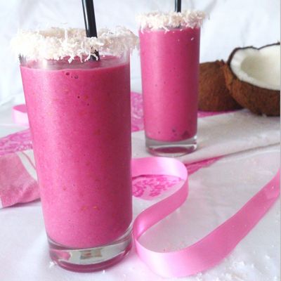 Smoothie pink coconut ♥ ( battle food #20 )