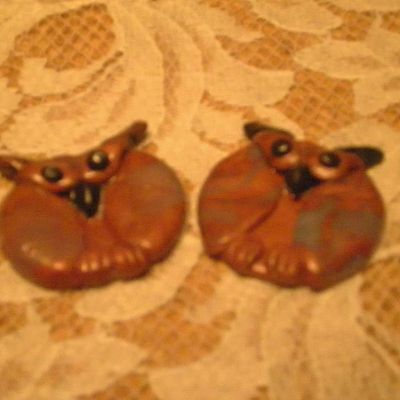 des chouettes des chats et poisson en fimo
