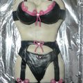 Gateau buste femme