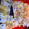 Portefeuille magique en Euro +229 58 76 48 17