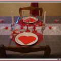 MA TABLE SAINT-VALENTIN GRISE ET ROUGE 2015