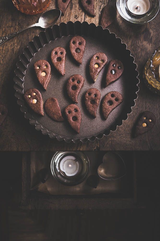 biscuits fantomes, halloween, biscuits au chocolat, facile, beurre de cacahuètes, pâte à tartiner, confiture