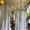 Vitrine de brocanteur (80)