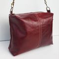  Sac de créateur Andora cuir rouge cerise forme cubique original - chic vintage artisanat français Belley bugey boutique