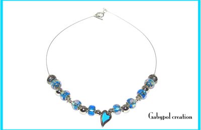 collier bleu coeur, perles de verre style européen 