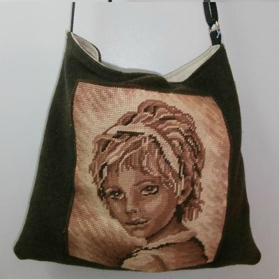 il y a quelques temps , j ai enlevé de leurs cadres des canevas...... (le dernier est vendu)