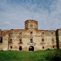 The moNUmenteUITATE project and the Unforgotten