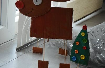 Bricolage de Noël - De rennes en carton recyclé