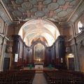 intérieur de l'église Saint-Pierre un matin de septembre