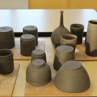 Stage tournage et tournassage les 24-25 novembre 2018 : le tournassage permet de "finir" le pied des pièces