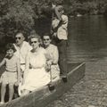 Maman, Annick et leurs parents en vacances